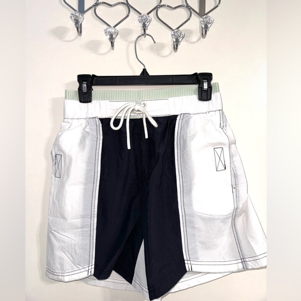 FREE PEOPLE movement shorts - Picture 15 of 16